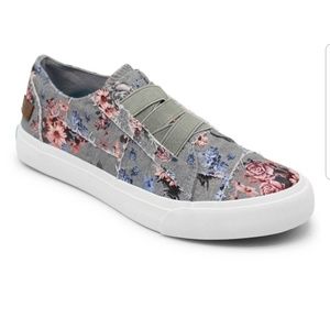 Blowfish Womens Marley Love Letter Shoe
